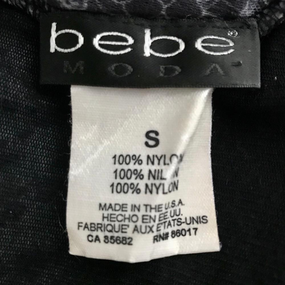 BEBE Gray Snakeskin Top - Picture 7 of 8